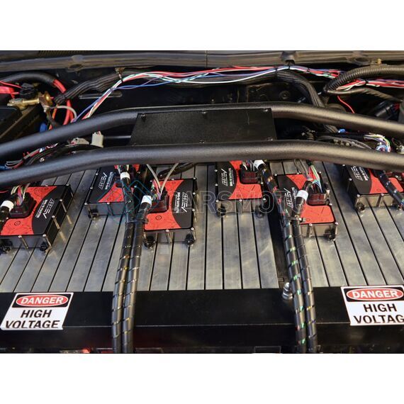 AEM 30-8401M BATTERY MANAGEMENT SYSTEM MASTER (MUST BE USED WITH AEM VCU - 18 CELL TAPS)